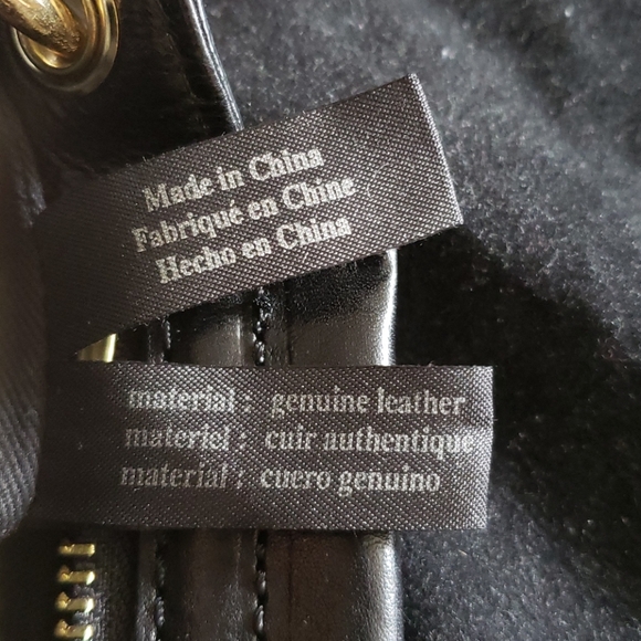 Kenneth Cole Black Leather Crossbody Bag - Picture 8 of 8